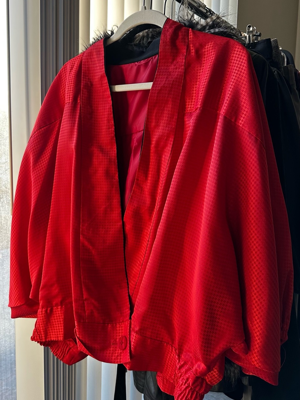 ✨Vintage Red Satin Kimono Robe -Elegant Lounge Wear Elevated Loose Duster Jacket